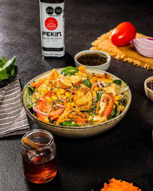 ENSALADA DE POLLO ASADO