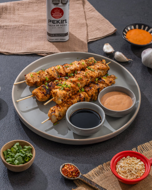 BROCHETAS DE POLLO BANG BANG