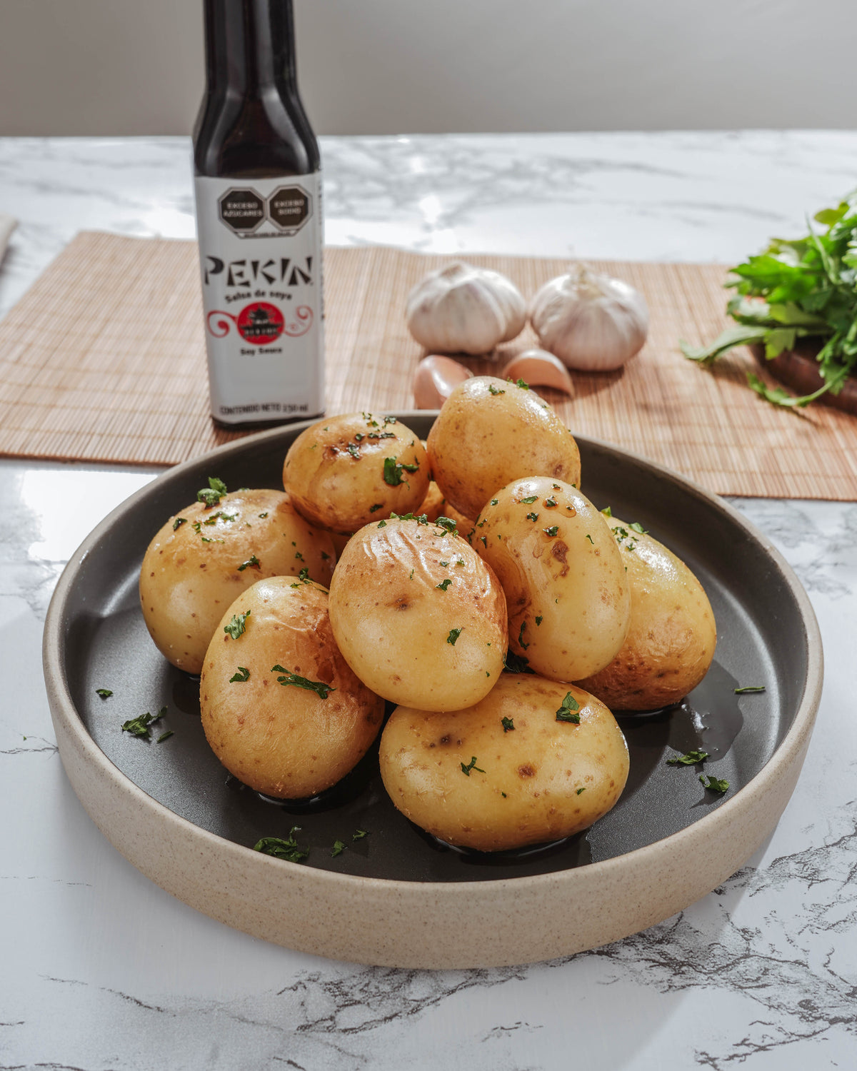 PAPAS COCIDAS CON SALSA DE SOYA