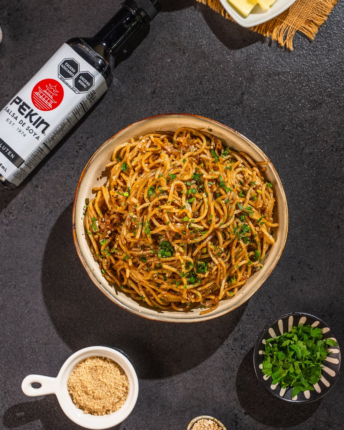 GARLIC SESAME NOODLES